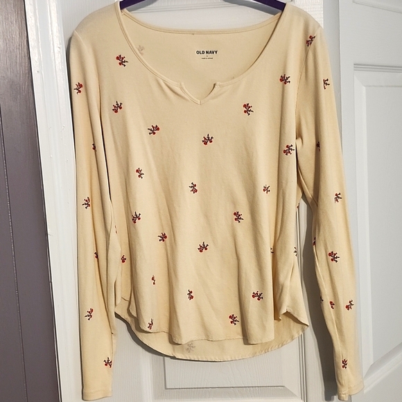 Old Navy Tops - Old Navy Long Sleeve Ribbed Top Size Large